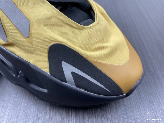 Yeezy Flux' GZ0717 MNVN 'Honey Boost 700 0812